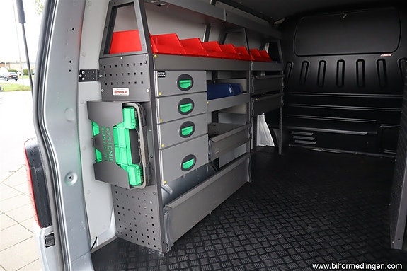 Volkswagen Transporter 17 of 18