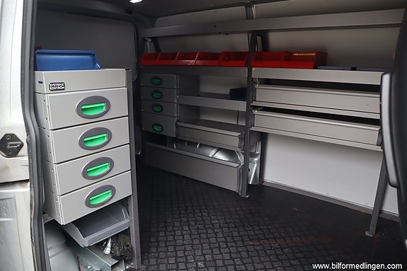 Volkswagen Transporter 16 of 18