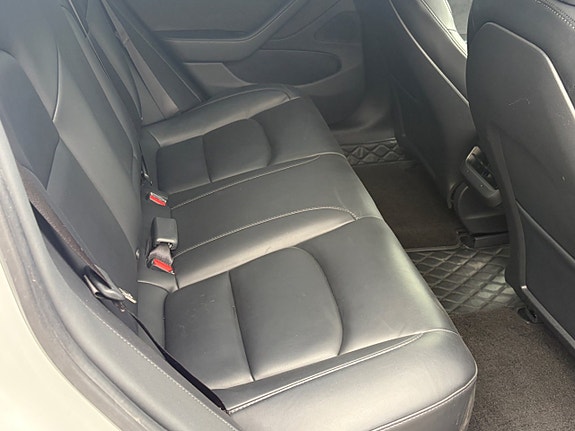 Tesla Model 3 10 of 12
