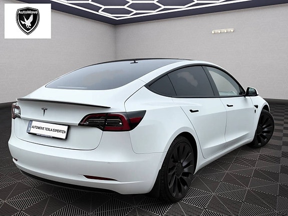 Tesla Model 3 5 of 12