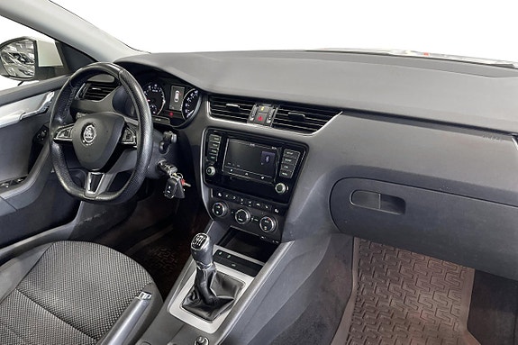 Skoda Octavia 15 of 22