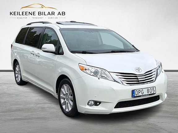 Toyota Sienna 5 of 30