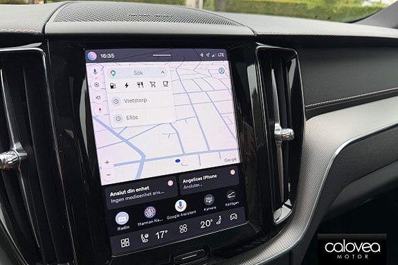 Volvo XC60 15 of 17
