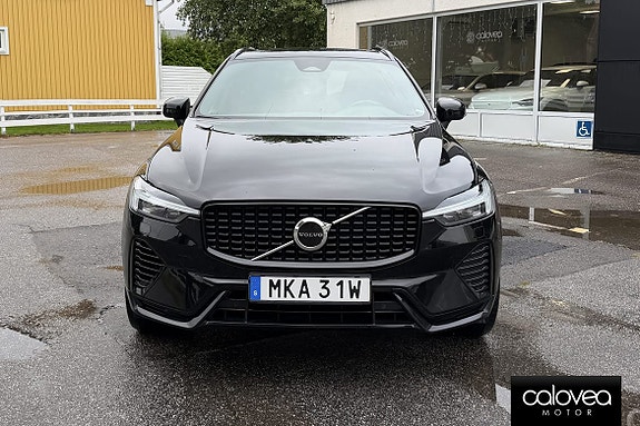 Volvo XC60 3 of 17