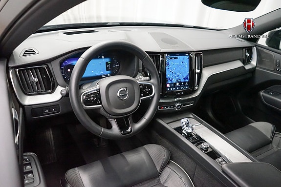 Volvo XC60 9 of 27