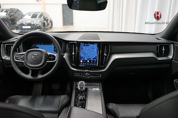 Volvo XC60 14 of 27