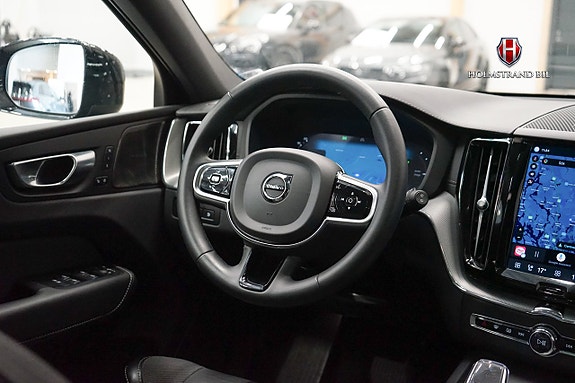 Volvo XC60 15 of 27