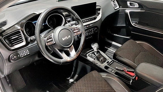 Kia Ceed 7 of 12