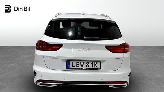 Kia Ceed 5 of 12