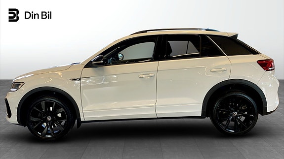 Volkswagen T-Roc 2 of 15