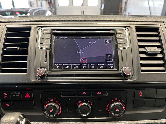 Volkswagen Transporter 19 of 26
