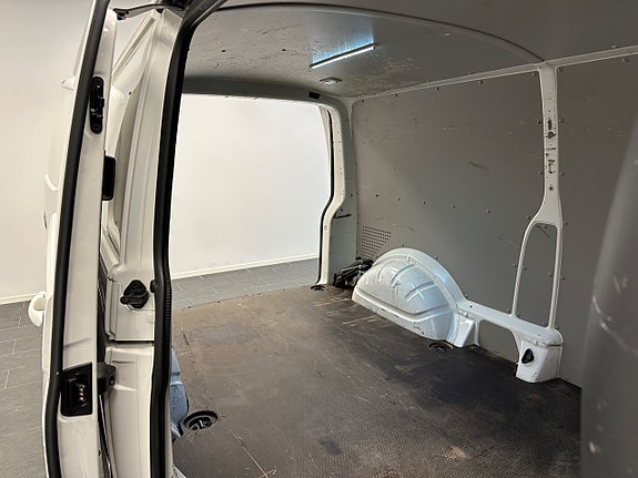 Volkswagen Transporter 11 of 26