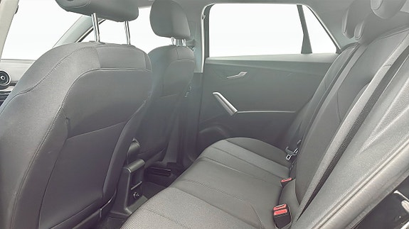 Audi Q2 11 of 12