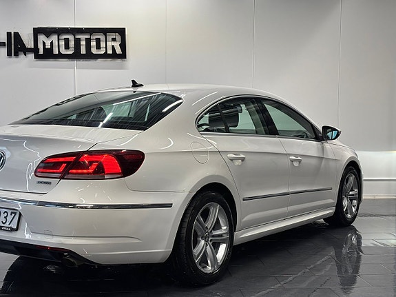 Volkswagen CC 10 of 26