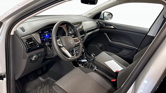 Volkswagen T-Cross 7 of 12