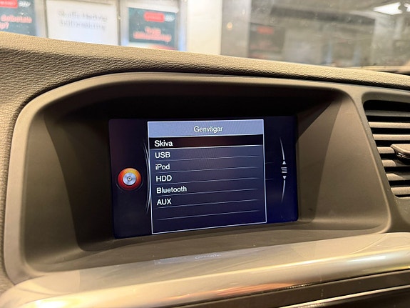 Volvo V60 15 of 28