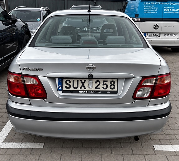 Mitsubishi Lancer 2 of 5