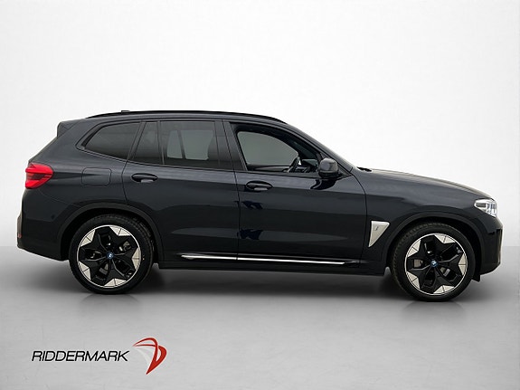 BMW iX3 9 of 30