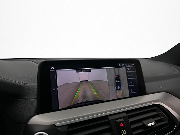 BMW iX3 23 of 30