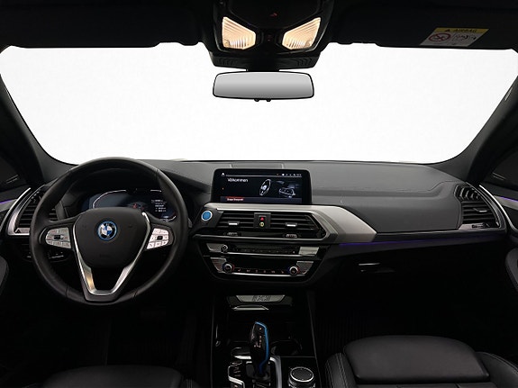 BMW iX3 15 of 30