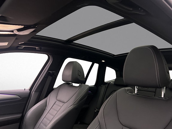 BMW iX3 13 of 30