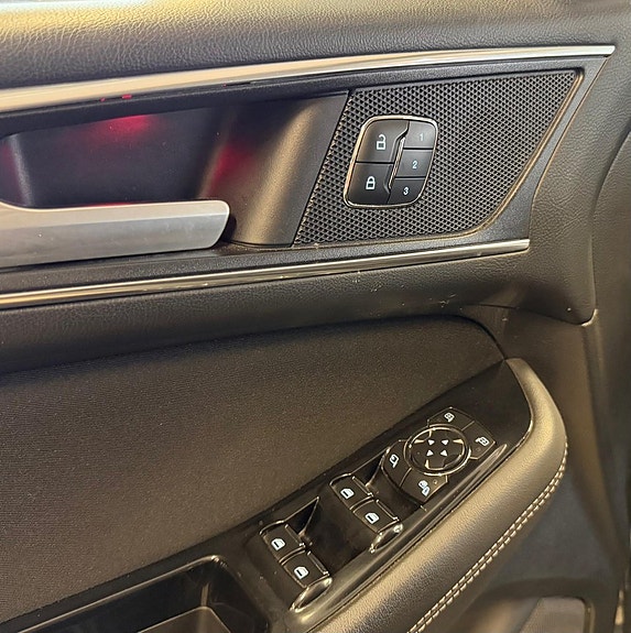 Ford S-MAX 15 of 22
