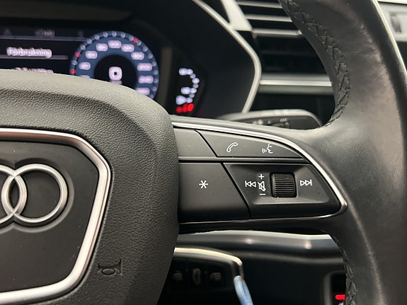 Audi Q3 17 of 30