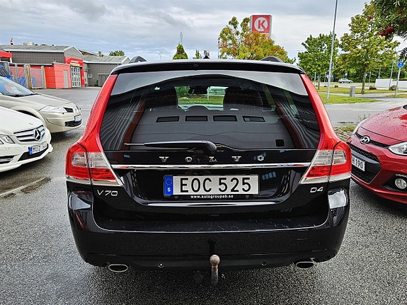 Volvo V70 6 of 16