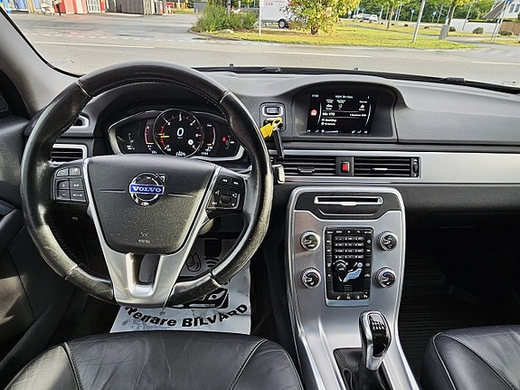 Volvo V70 15 of 16