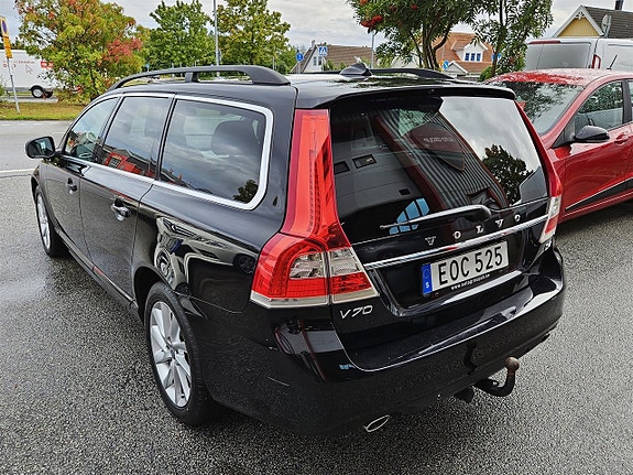 Volvo V70 7 of 16