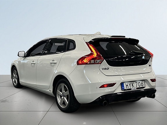 Volvo V40 5 of 20