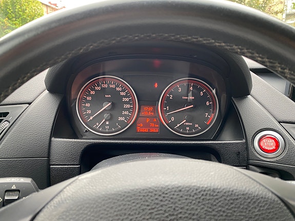 BMW X1 7 of 8