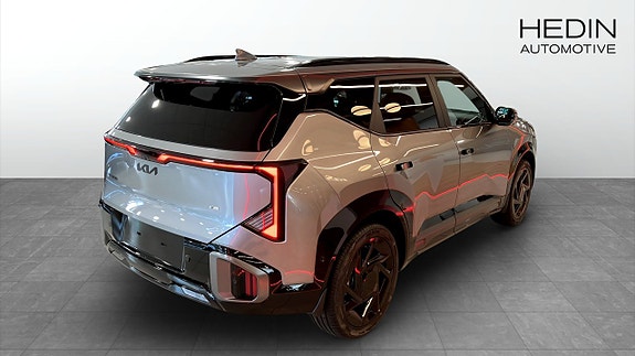 Kia Seltos 2 of 16