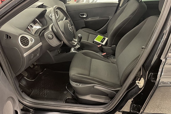 Renault Clio 6 of 12