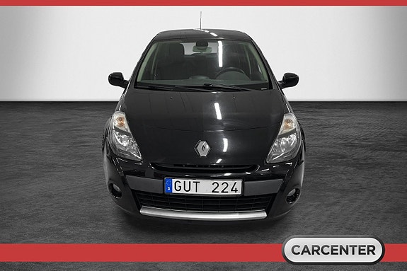 Renault Clio 2 of 12