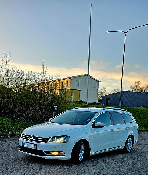 Volkswagen Passat 4 of 10