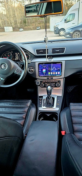 Volkswagen Passat 5 of 10