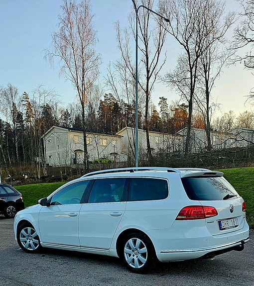 Volkswagen Passat 3 of 10