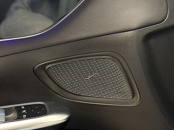 Mercedes-Benz C300 14 of 30