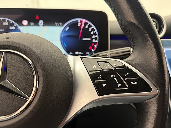 Mercedes-Benz C300 19 of 30