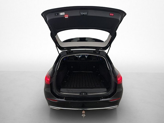 Mercedes-Benz C300 30 of 30