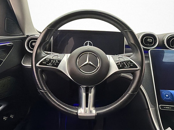 Mercedes-Benz C300 16 of 30