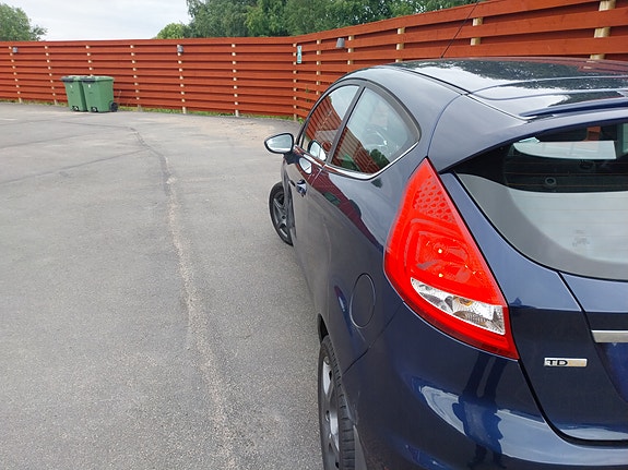 Ford Fiesta 3 of 9