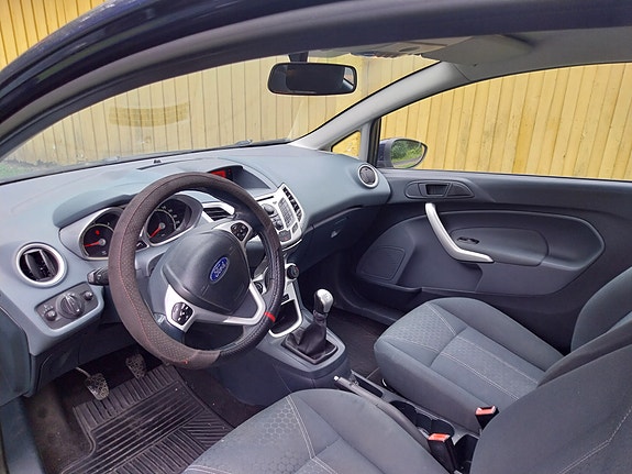Ford Fiesta 9 of 9
