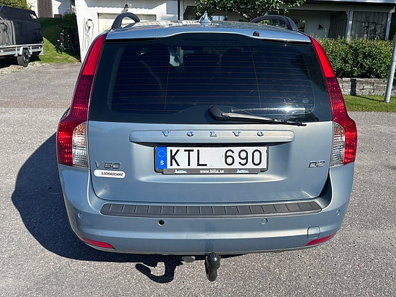 Volvo V50 4 of 8