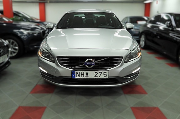 Volvo S60 7 of 26