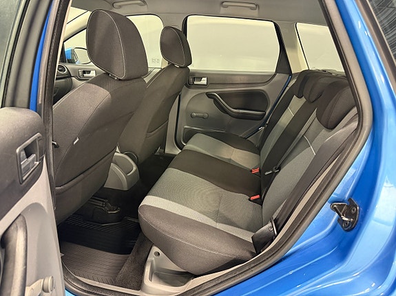Ford Focus 10 of 19