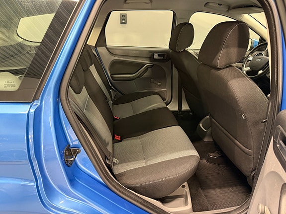 Ford Focus 11 of 19