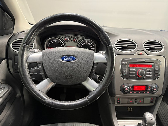 Ford Focus 13 of 19