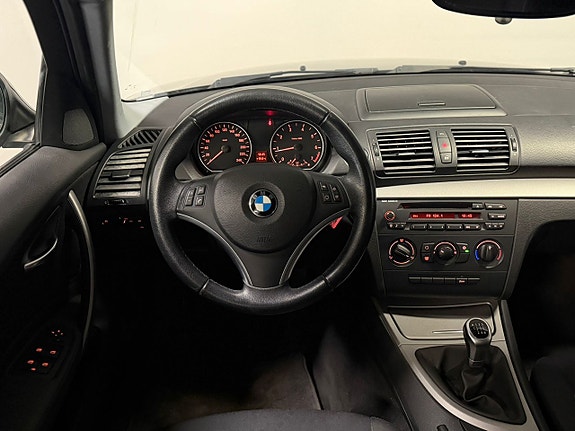 BMW 116i 12 of 17
